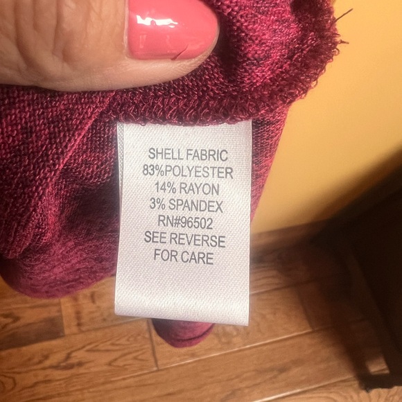 Super light sweater- easy to wear - Picture 7 of 8